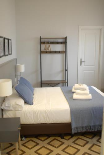 Hostal La Perla Granada Suites