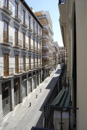 Hostal La Perla Granada Suites