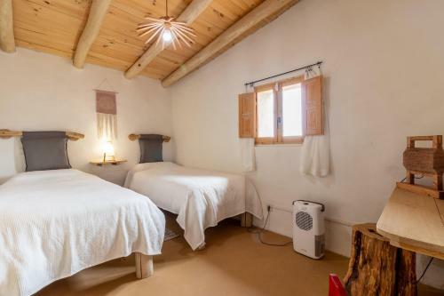 Flatguest Charming House + Pool + Terrace + Views