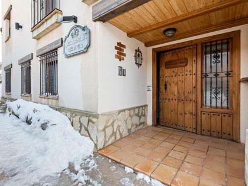 Charming Apartment In Gudar With Heating