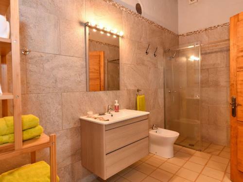 Luxurious Villa In Ingenio With Swimming Pool