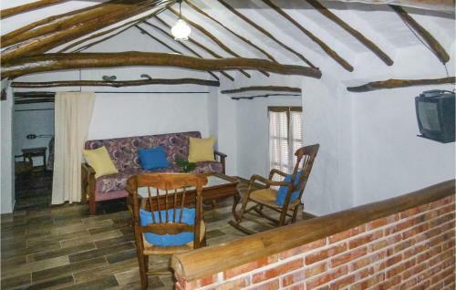 Five-bedroom Holiday Home In Iznajar