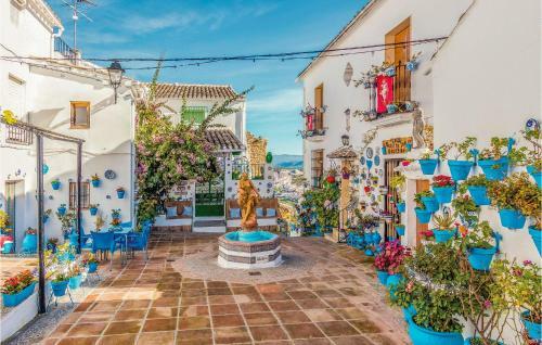 Five-bedroom Holiday Home In Iznajar
