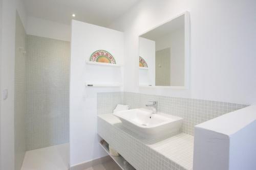 Xabia Villa Sleeps 8 Pool Wifi