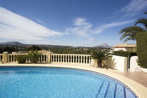 Javea Villa Sleeps 6 With Pool And Free Wifi