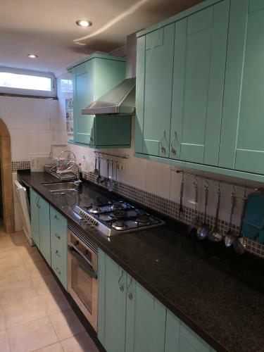 Immaculate 3-bed Villa In Xabia
