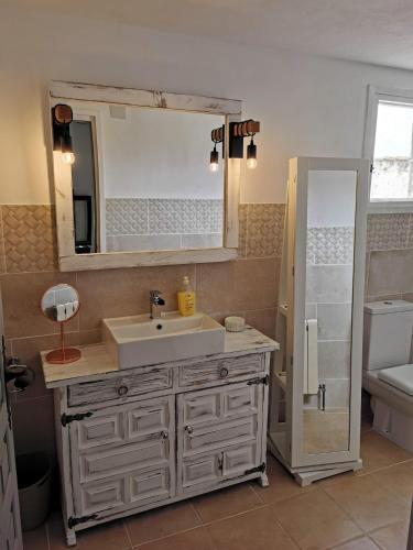 Immaculate 3-bed Villa In Xabia