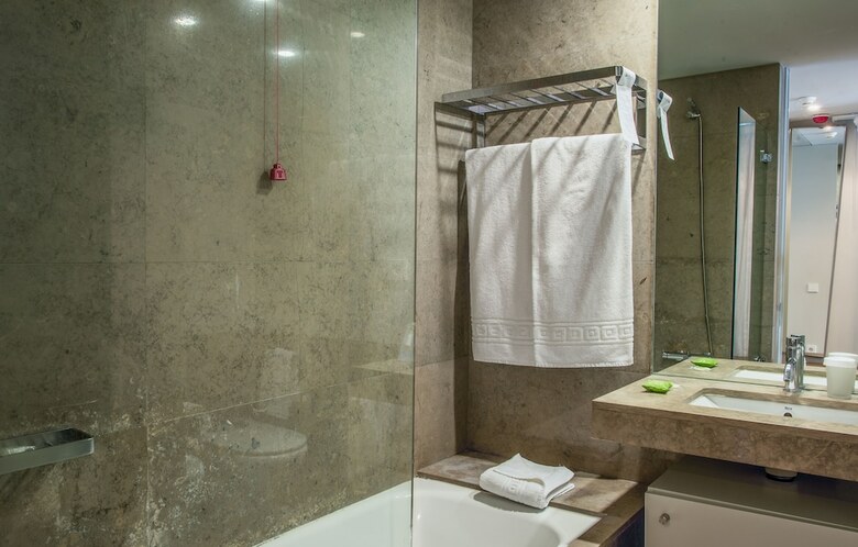 Hotel Aqualuz Troia Rio By The Editory