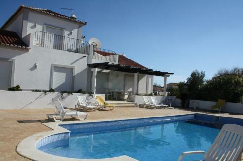 Ah Villas