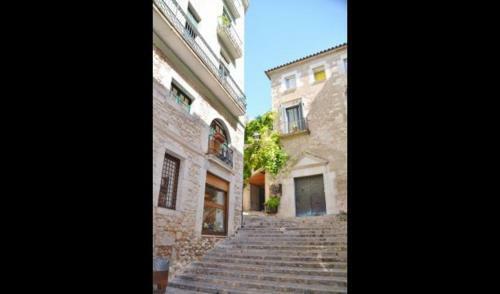 Villa In La Bisbal Sleeps 4 Includes Swimming Pool