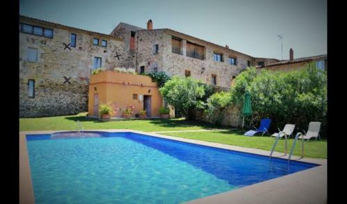 Villa In La Bisbal Sleeps 4 Includes Swimming Pool 8