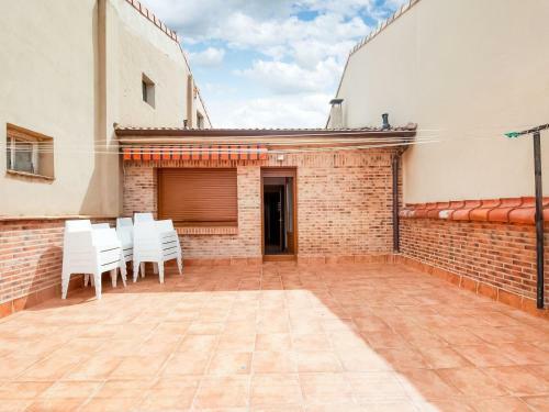 Hillview Holiday Home In Laguardia With Terrace