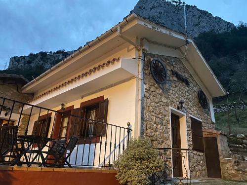 Agroturismo Albergue La Hermida