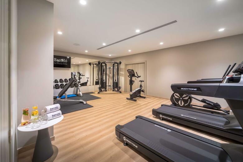 Hotel Barcel� La Nuc�a Hills