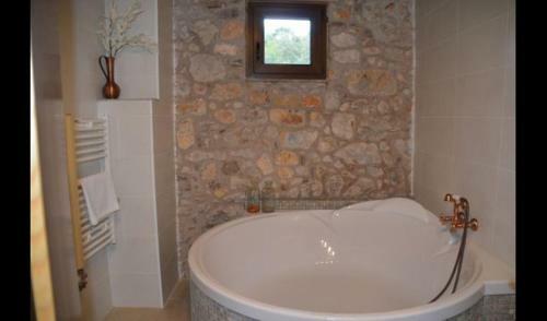 Villa In La Nou de Bergueda Sleeps 4 With Pool