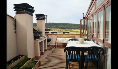 La Llacuna Villa Sleeps 6 With Pool