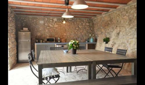Villa In La Llacuna Sleeps 3 With Pool