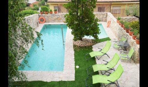 Villa In La Llacuna Sleeps 2 With Pool