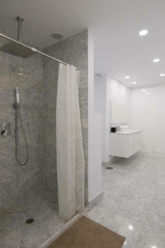 Stylish And Modern Apartment Overlooking Las Canteras