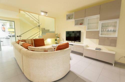 La Cornisa Vivac House