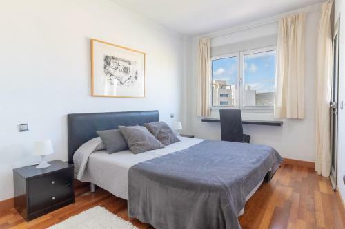 Apartamento Flatguest Ramblas Golf 6c - Parking + Pool + Gym