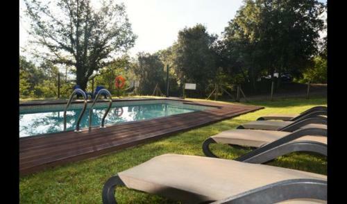 Les Planes D'hostoles Villa Sleeps 19 With Pool