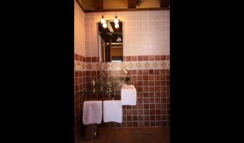 Les Planes D'hostoles Villa Sleeps 19 With Pool