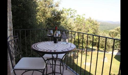 Les Planes D'hostoles Villa Sleeps 19 With Pool