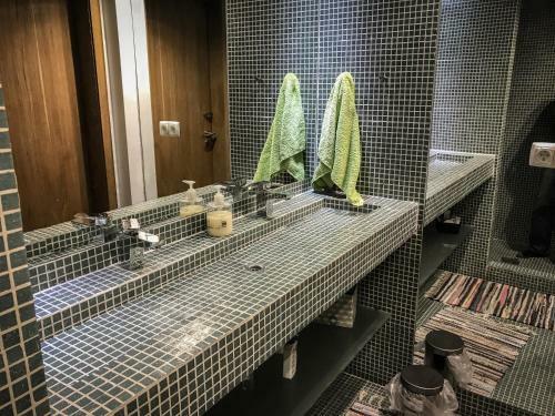 Albergue Guincho Wayra House
