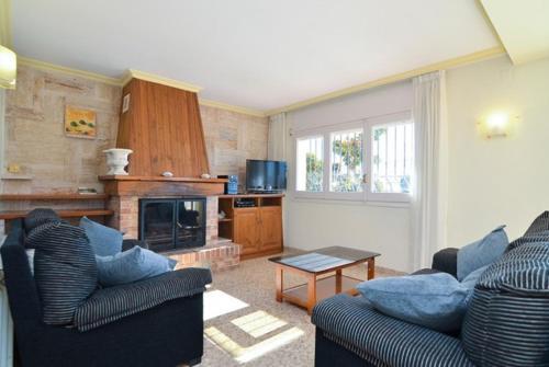 Lloret De Mar Villa Sleeps 15 Pool