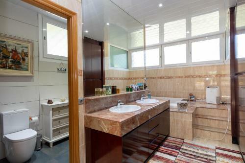 Villa Family Llinars-barcelona