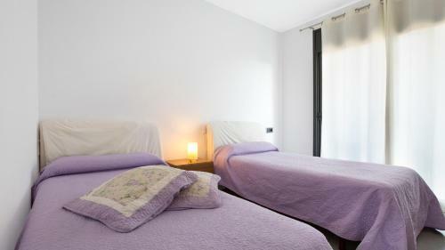 Villa In Lloret de Mar Sleeps 8 Includes Swimming Pool And Air Con