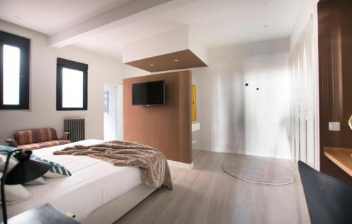 Apartment Plaza Santa Ana 10