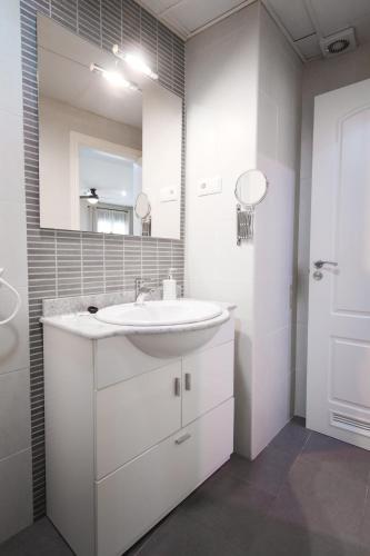 Apartamento Acogedor & Balcon & Tranquilo En Centro de Malaga