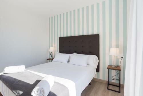 Urbe10 Atarazanas 2 Bedrooms Apartment