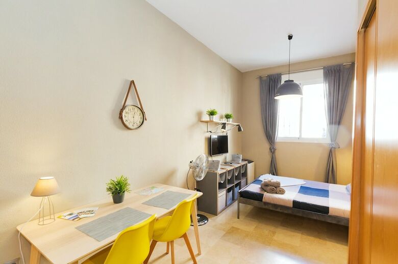 Apartamento Studio In Malaga With Wifi