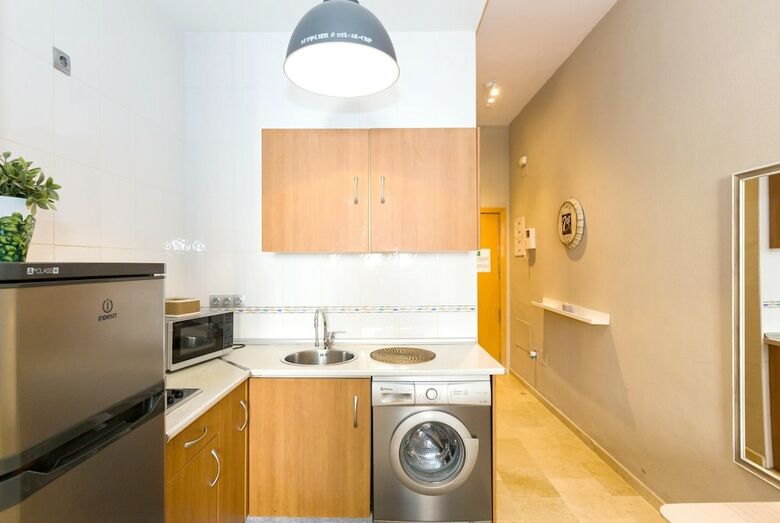 Apartamento Studio In Malaga With Wifi