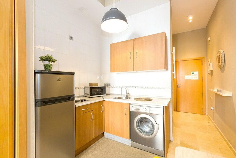Apartamento Studio In Malaga With Wifi