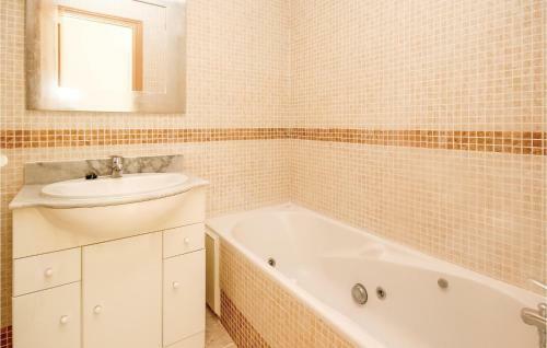 Two-bedroom Apartment In Manilva