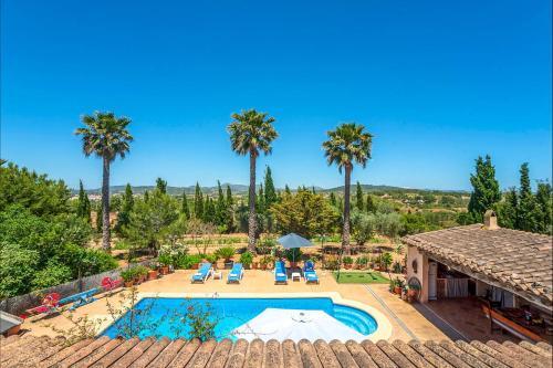 Manacor Villa Sleeps 8 With Pool And Air Con