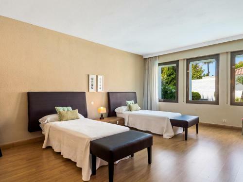 Luxury Villa 4 Puerto Banus