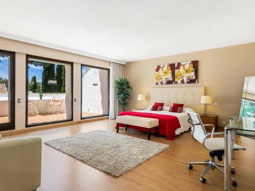 Luxury Villa 4 Puerto Banus