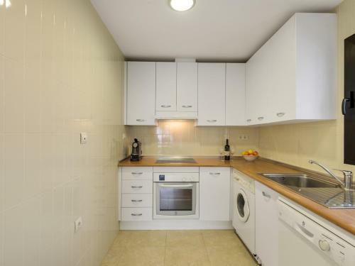 Apartamento de 2 Dormitorios En Playas Del Duque