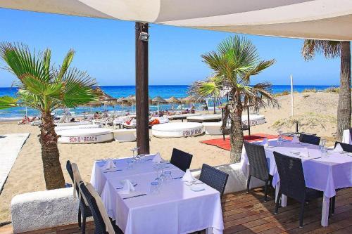 1168 Event Beach Villa 20 Person