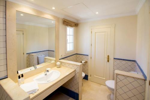 Villa Mare, Puerto Banus - R9965