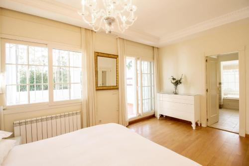 Villa Mare, Puerto Banus - R9965