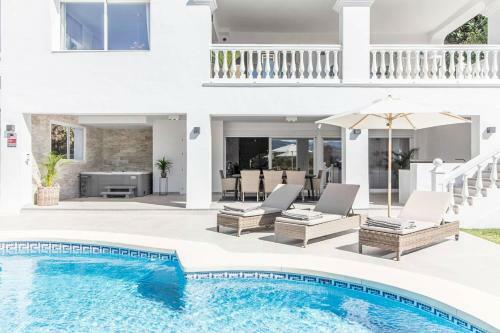 Luxury Heated Pool Villa Jacuzzi Cinema Bbq Sunset