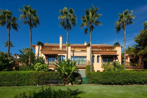 Apartamento Cubo's Luxury Beach Front Duplex Puerto Ban�s