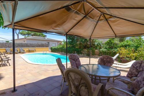 Macanet de La Selva Villa Sleeps 7 Pool Air Con