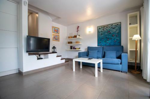 Interesting Apartment Near Beach